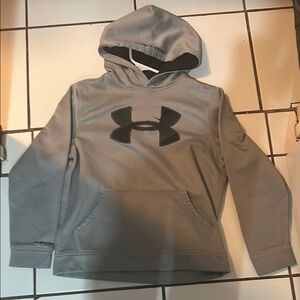 Under Armour Gray and Black Sweatshirt Athletic Fit